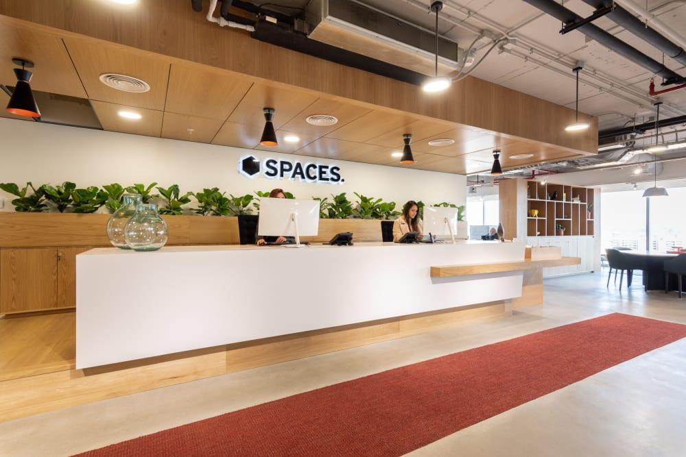 SANTIAGO DE CHILE, SPACES APOQUINDO - Photo 2 SANTIAGO DE CHILE, SPACES APOQUINDO office space - View 2 in Las Condes - internet, office_cleaning, breakout_areas