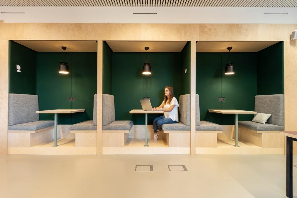 BRUSSELS, Spaces Auderghem office space - View 2 in Auderghem - internet, office_cleaning, breakout_areas