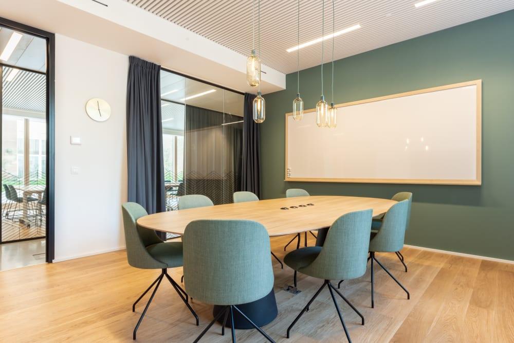 BRUSSELS, Spaces Auderghem office space - View 3 in Auderghem - internet, office_cleaning, breakout_areas