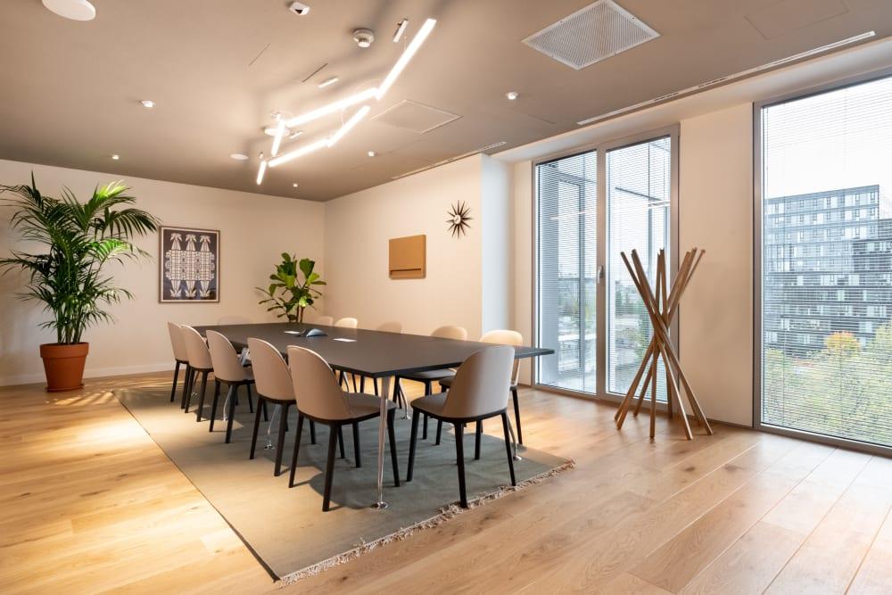 WARSAW, Spaces Platinium office space - View 6 in Warszawa - internet, office_cleaning, breakout_areas