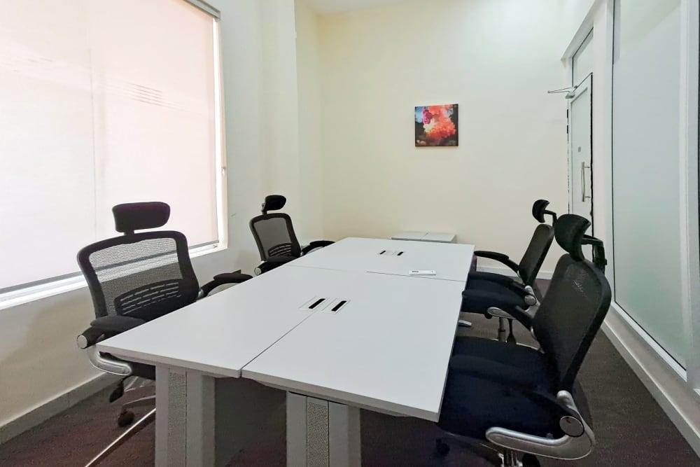 LAGOS, Lekki Admiralty office space - View 3 in Lekki - internet, office_cleaning, breakout_areas