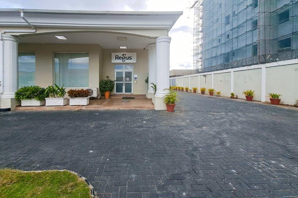 LAGOS, Lekki Admiralty office space - View 2 in Lekki - internet, office_cleaning, breakout_areas