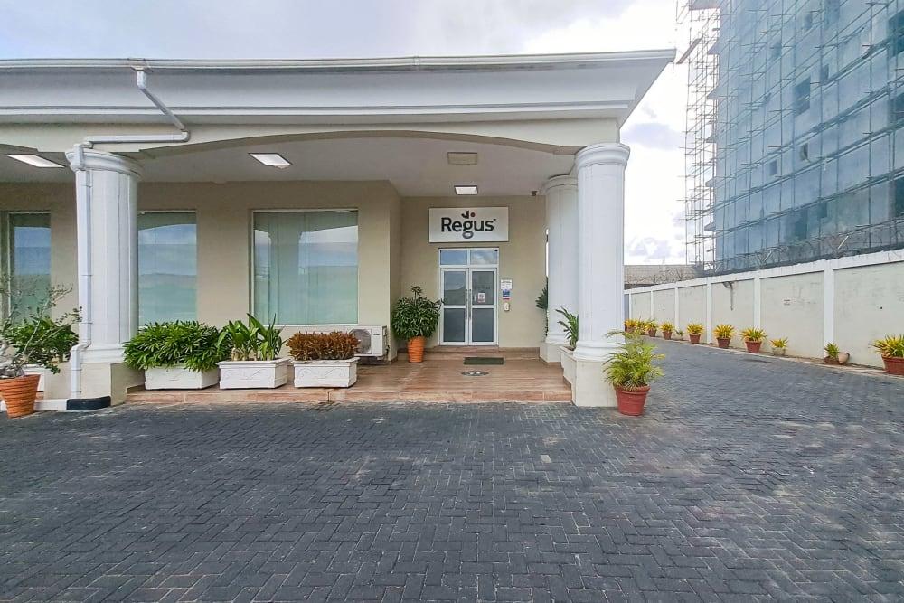 LAGOS, Lekki Admiralty office space - View 4 in Lekki - internet, office_cleaning, breakout_areas