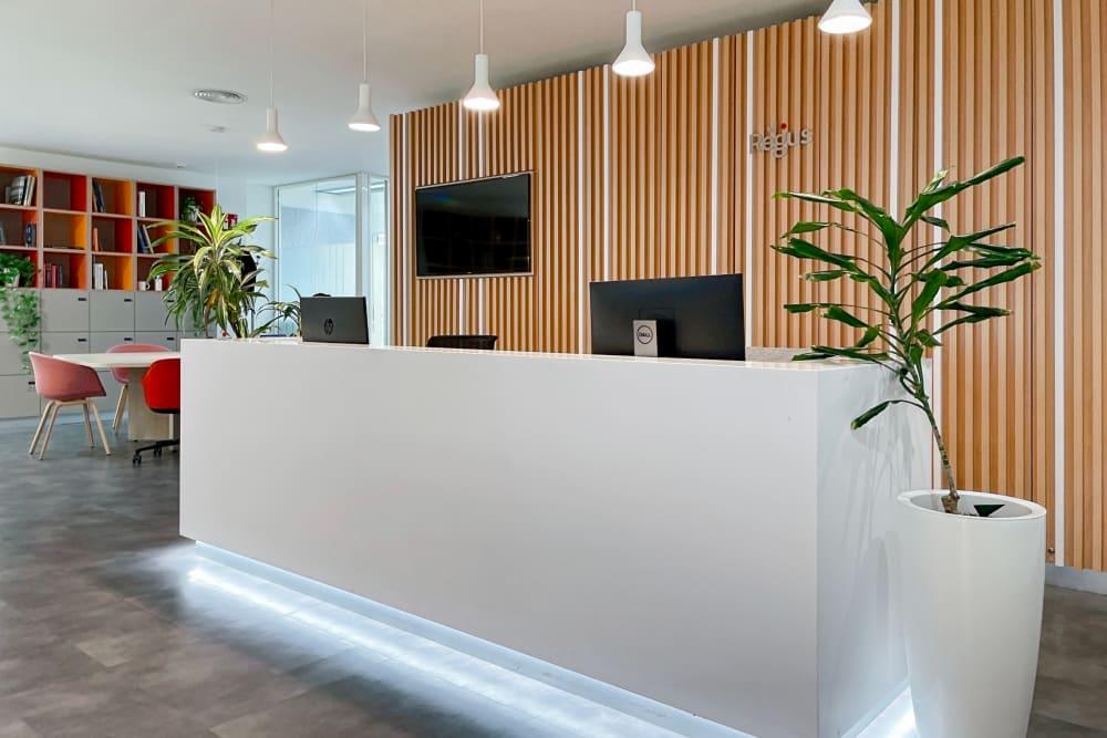 BARCELONA, Diagonal office space - View 3 in Barcelona - internet, office_cleaning, breakout_areas