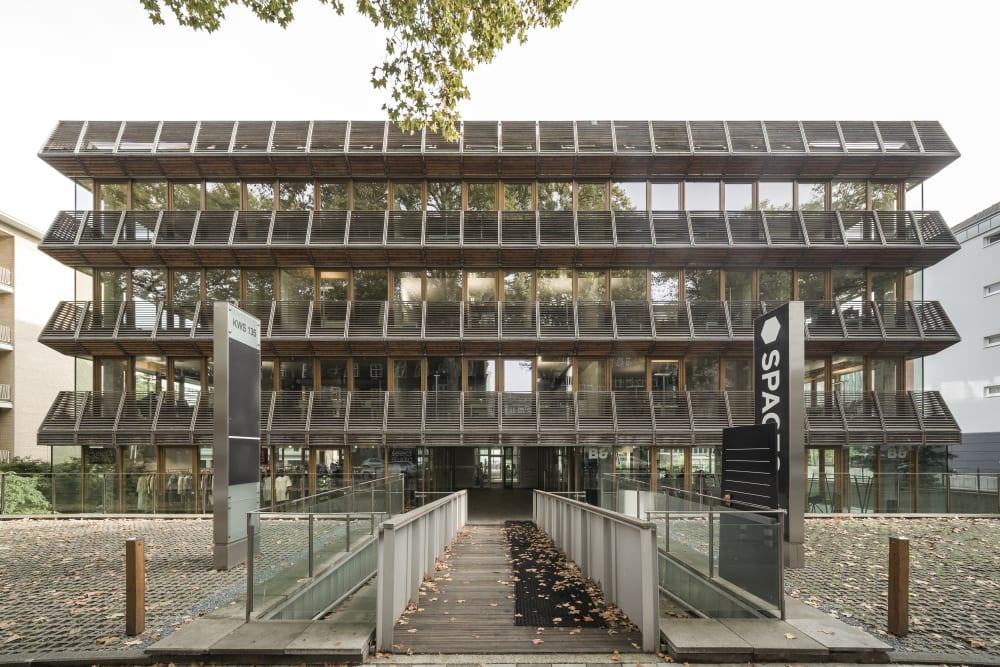 DUSSELDORF, Spaces Kennedydamm - Photo 4 DUSSELDORF, Spaces Kennedydamm office space - View 4 in Düsseldorf - internet, office_cleaning, breakout_areas