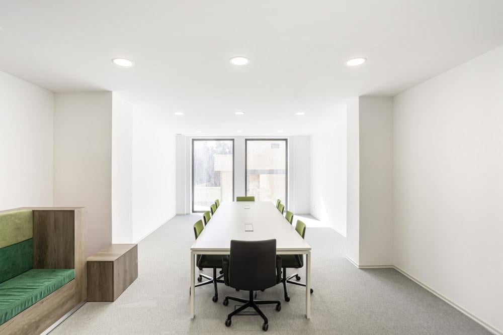 Algiers Val D’hydra office space - View 4 in El Biar - internet, office_cleaning, breakout_areas