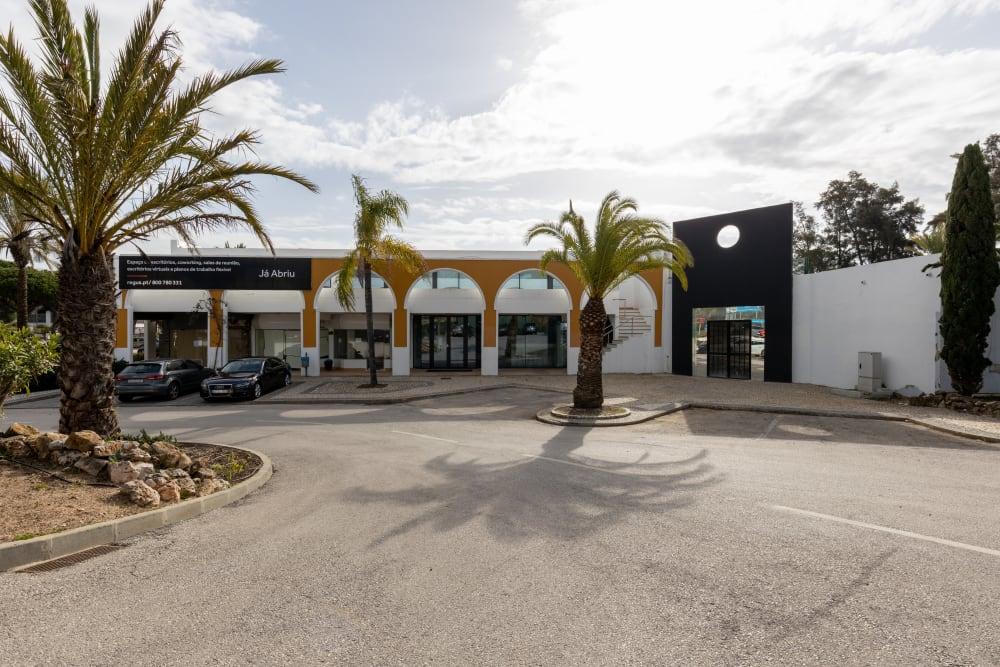 LOULÉ, Quinta Do Lago office space - View 3 in Loulé - internet, office_cleaning, breakout_areas