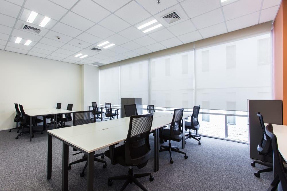 BANGKOK, SPACES Phahon 19 - Photo 2 BANGKOK, SPACES Phahon 19 office space - View 2 in Khet Chatuchak - internet, office_cleaning, breakout_areas