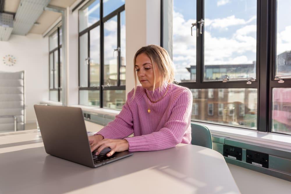 Bristol, Spaces Castle Park office space - View 4 in Bristol - internet, office_cleaning, breakout_areas
