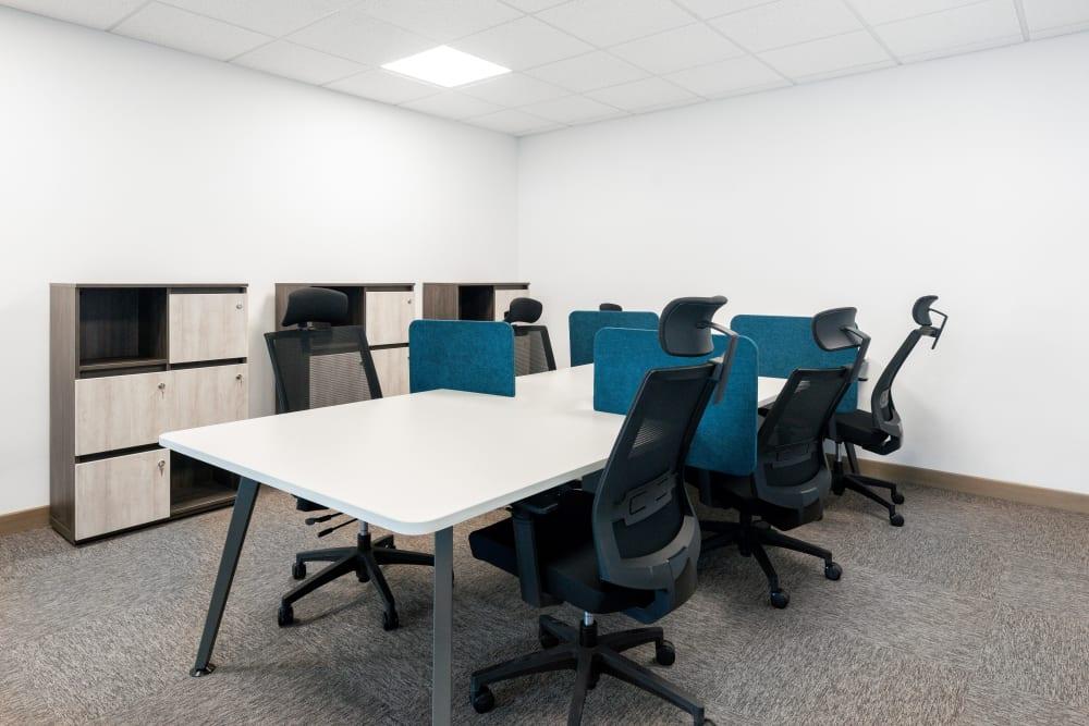 Barranquilla, Green Towers office space - View 2 - internet, office_cleaning, breakout_areas