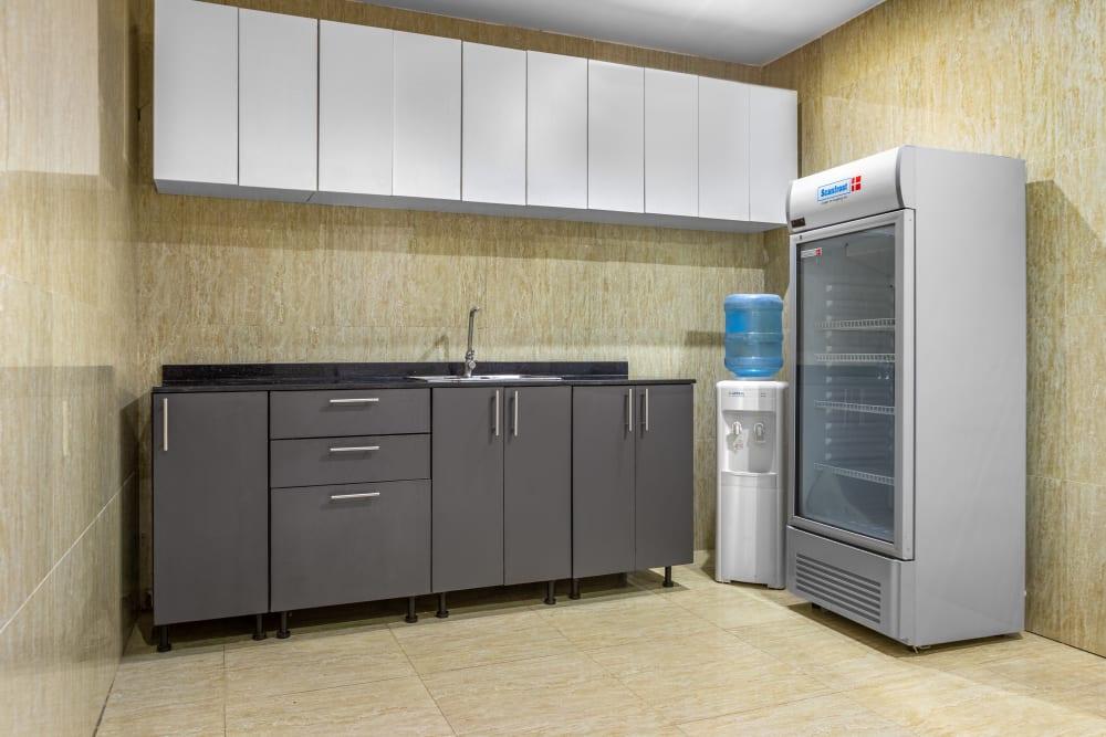 Lagos, VI Waterfront - Photo 4 Lagos, VI Waterfront office space - View 4 in Lagos - internet, office_cleaning, breakout_areas