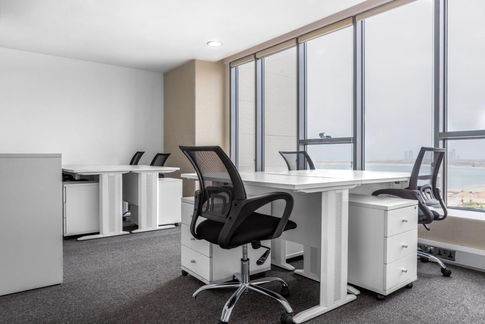 Lagos, VI Waterfront - Photo 2 Lagos, VI Waterfront office space - View 2 in Lagos - internet, office_cleaning, breakout_areas