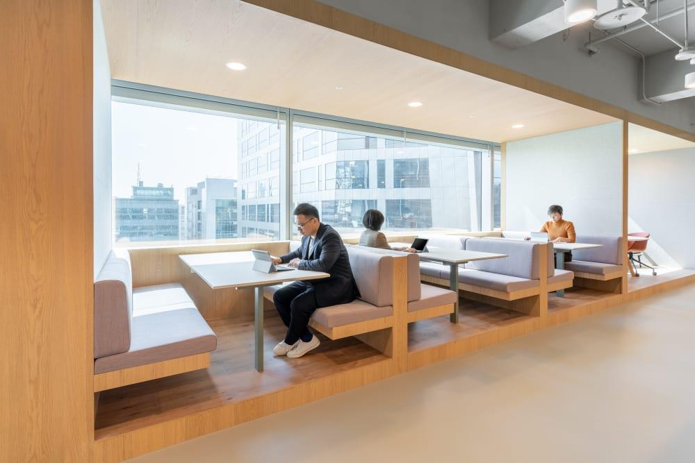 Hongwell - Photo 2 Hongwell office space - View 2 in Neihu District - internet, office_cleaning, breakout_areas