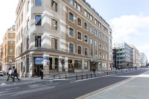 London, Spaces Bank Cannon Street
