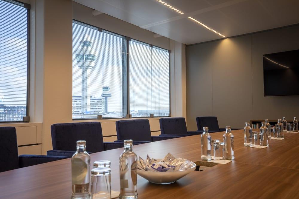 SCHIPHOL, TOO WTC Schiphol - Photo 6 SCHIPHOL, TOO WTC Schiphol office space - View 6 in Schiphol - internet, office_cleaning, breakout_areas