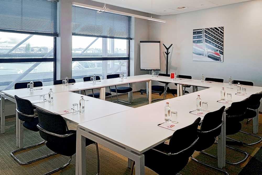 AMSTERDAM, TOO Central Station office space - View 2 in Amsterdam - internet, office_cleaning, breakout_areas