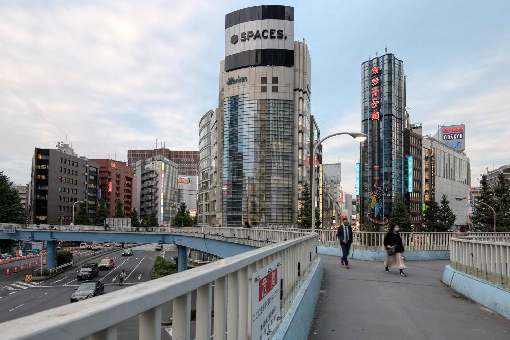 TOKYO, Spaces Shinjuku - Photo 2 TOKYO, Spaces Shinjuku office space - View 2 in Shinjuku City - internet, office_cleaning, breakout_areas