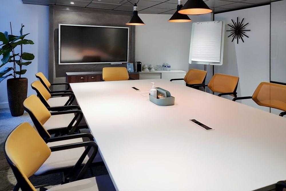 Paris, 2 Rue Jean Lantier office space - View 3 in Paris - internet, office_cleaning, breakout_areas