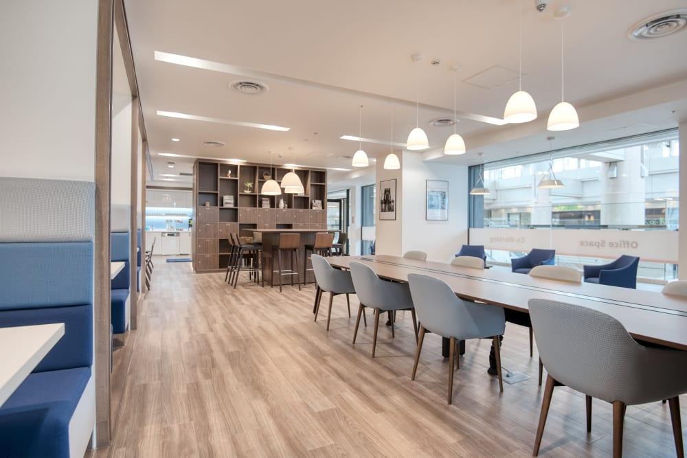 Yokohama Landmark Plaza office space - View 5 in Yokohama - internet, office_cleaning, breakout_areas