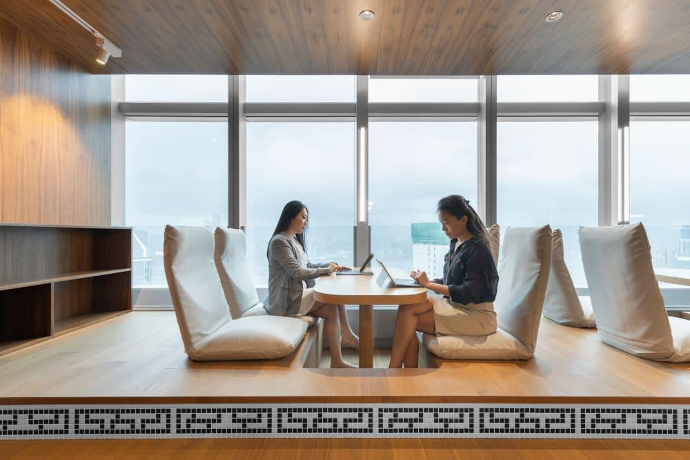 Signature, Hysan Place office space - View 5 in Hong Kong Island - internet, office_cleaning, breakout_areas