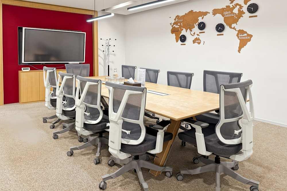 Shanghai, Hang Seng Bank Tower office space - View 6 in Pu Dong Xin Qu - internet, office_cleaning, breakout_areas