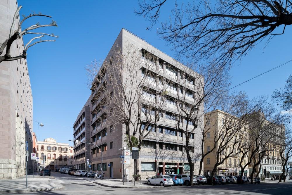 Largo Carlo Felice - Photo 3 Largo Carlo Felice office space - View 3 in Cagliari - internet, office_cleaning, breakout_areas