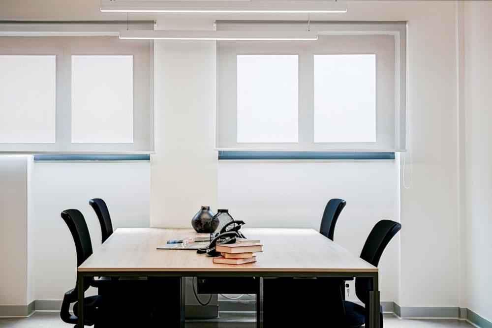 Largo Carlo Felice - Photo 4 Largo Carlo Felice office space - View 4 in Cagliari - internet, office_cleaning, breakout_areas