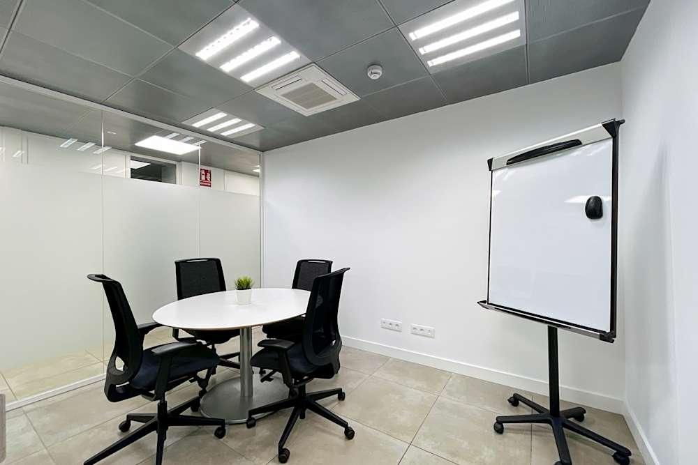 Zaragoza, Alfonso I office space - View 3 in Zaragoza - internet, office_cleaning, breakout_areas