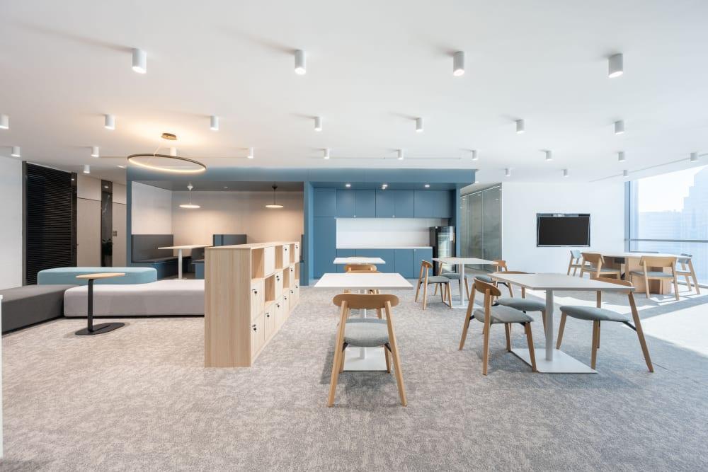 Zebra-Qingdao Shangri-La Centre office space - View 6 in Qingdao - internet, office_cleaning, breakout_areas