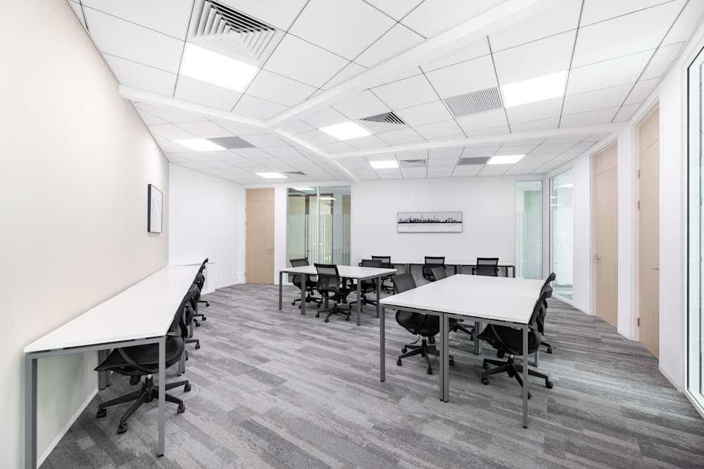 Hairong Plaza - Photo 6 Hairong Plaza office space - View 6 in Changchun - internet, office_cleaning, breakout_areas