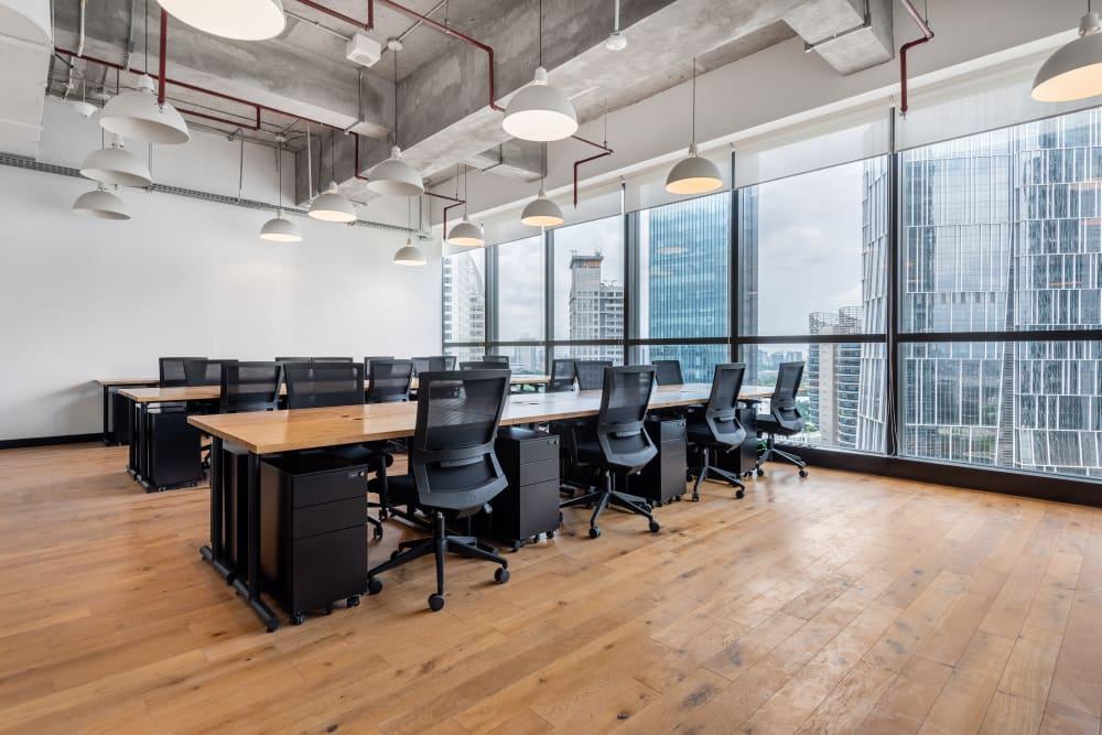 Jakarta, Revenue Tower - Photo 4 Jakarta, Revenue Tower office space - View 4 in Kota Jakarta Selatan - internet, office_cleaning, breakout_areas