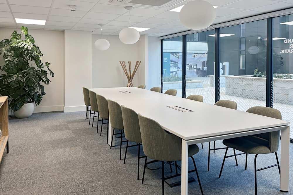 Sheffield, Spaces Pennine 5 office space - View 6 in Sheffield City Centre - internet, office_cleaning, breakout_areas