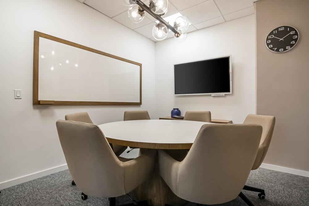 Bogota, Bulevar office space - View 5 - internet, office_cleaning, breakout_areas