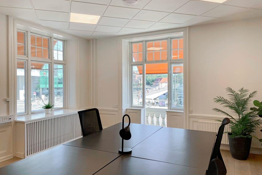 Copenhagen, Ny Christiansborg office space - View 5 in København - internet, office_cleaning, breakout_areas