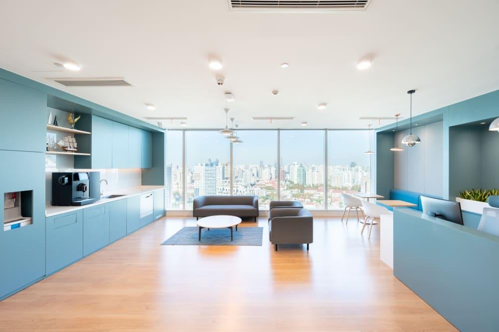 Shanghai, the Crest - Photo 3 Shanghai, the Crest office space - View 3 in Chang Ning Qu - internet, office_cleaning, breakout_areas