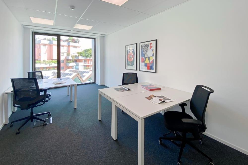 Milan, Arco Della Pace office space - View 2 in Milano - internet, office_cleaning, breakout_areas