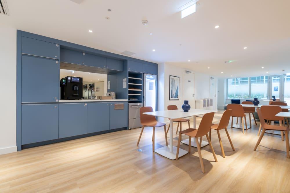 Paris, 73 Vaugirard - Photo 2 Paris, 73 Vaugirard office space - View 2 in Paris - internet, office_cleaning, breakout_areas