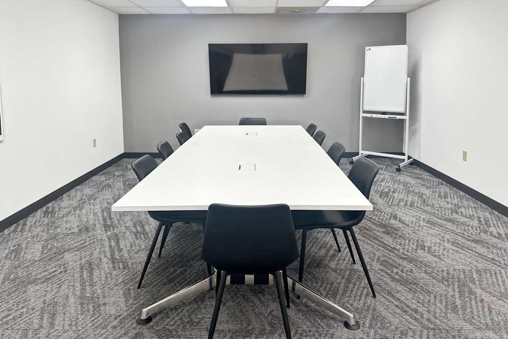 8200 Beckett Park Dr office space - View 2 in Butler County - internet, office_cleaning, breakout_areas