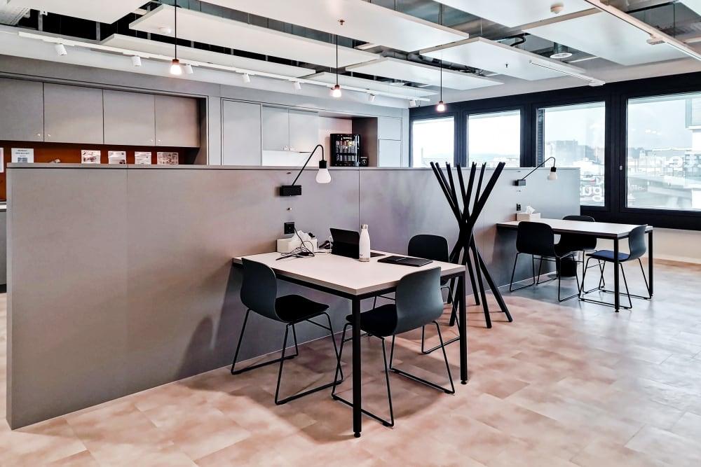 Bern, Main Station - Photo 2 Bern, Main Station office space - View 2 in Bern - internet, office_cleaning, breakout_areas