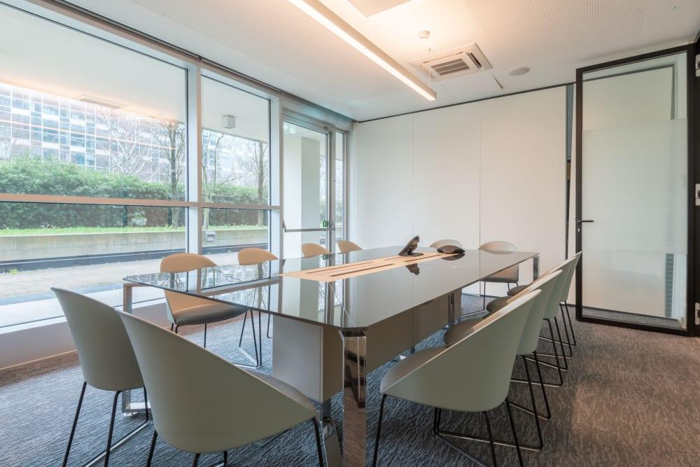 San Donato, Ten Building office space - View 5 in San Donato Milanese - internet, office_cleaning, breakout_areas