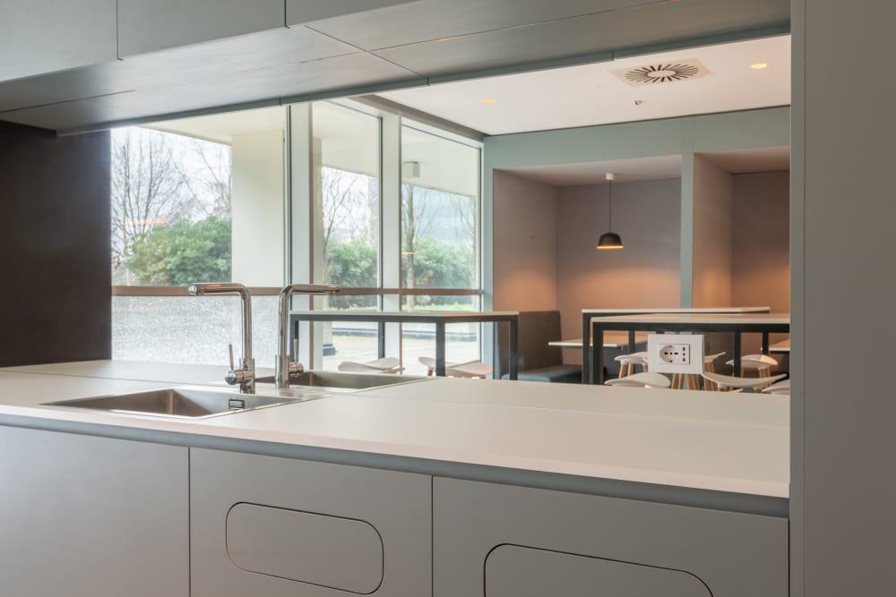 San Donato, Ten Building office space - View 3 in San Donato Milanese - internet, office_cleaning, breakout_areas