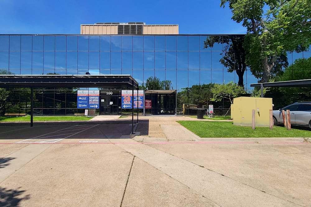 TX, Dallas - the Plaza at River Bend office space - View 2 in Dallas - internet, office_cleaning, breakout_areas