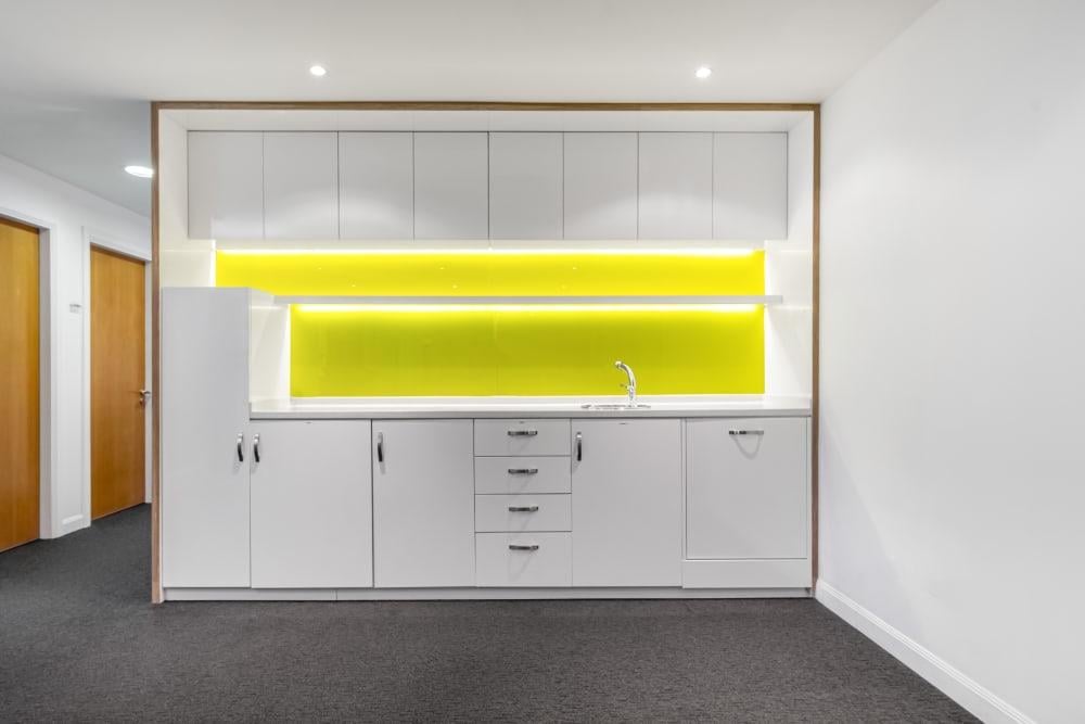 BAHRAIN, Almoayyed Tower Office Space BAHRAIN, Almoayyed Tower - Office space in Seef, Muḥāfaẓat al-ʿĀṣimah