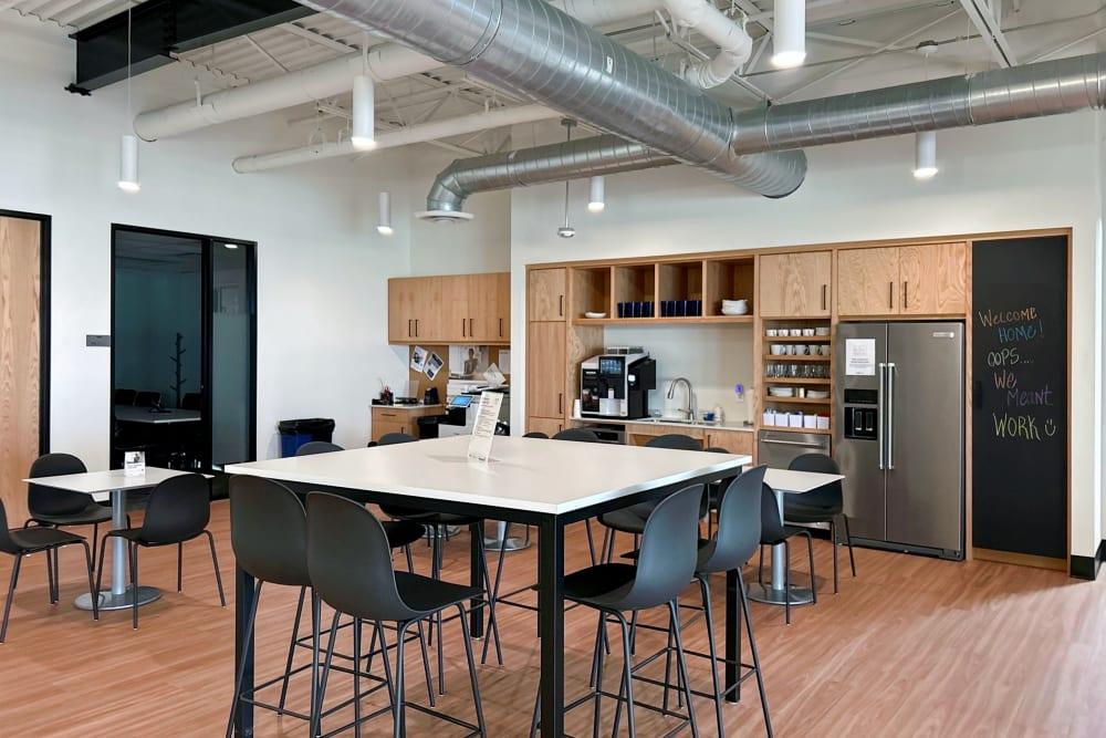 TX, Garland - LBJ FWY office space - View 6 in Garland - internet, office_cleaning, breakout_areas