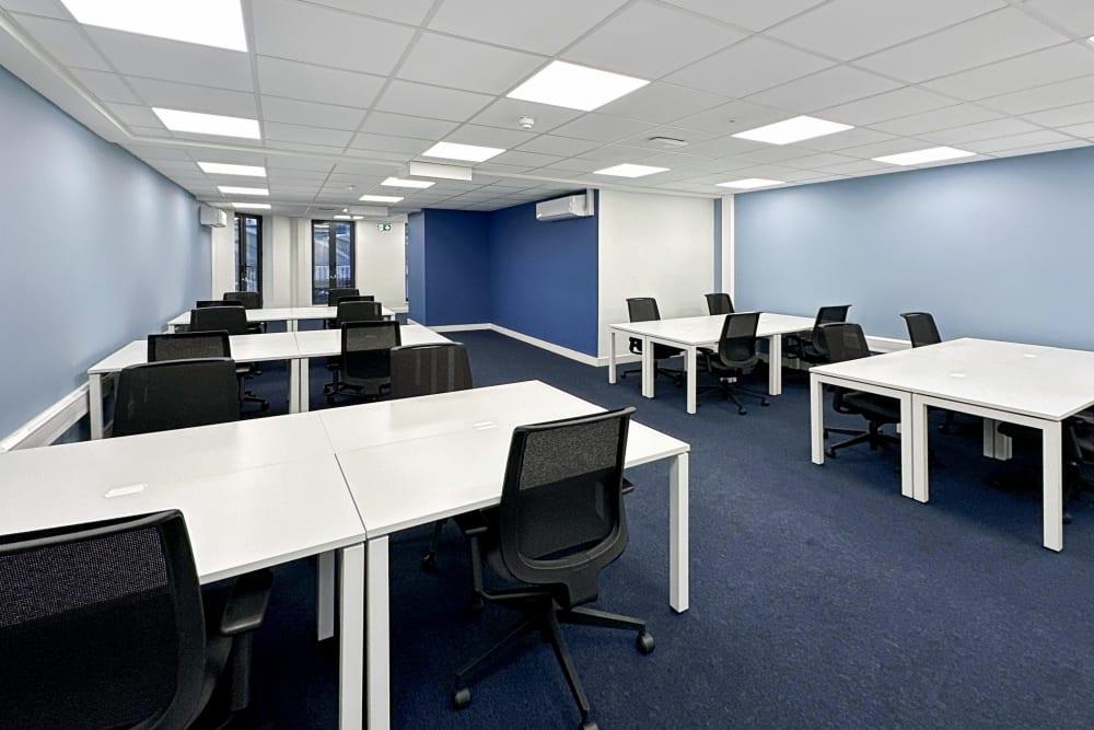 LONDON, Waterloo office space - View 6 in London - internet, office_cleaning, breakout_areas