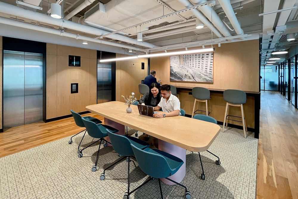 Hong Kong, LKF Tower office space - View 4 in Hong Kong Island - internet, office_cleaning, breakout_areas