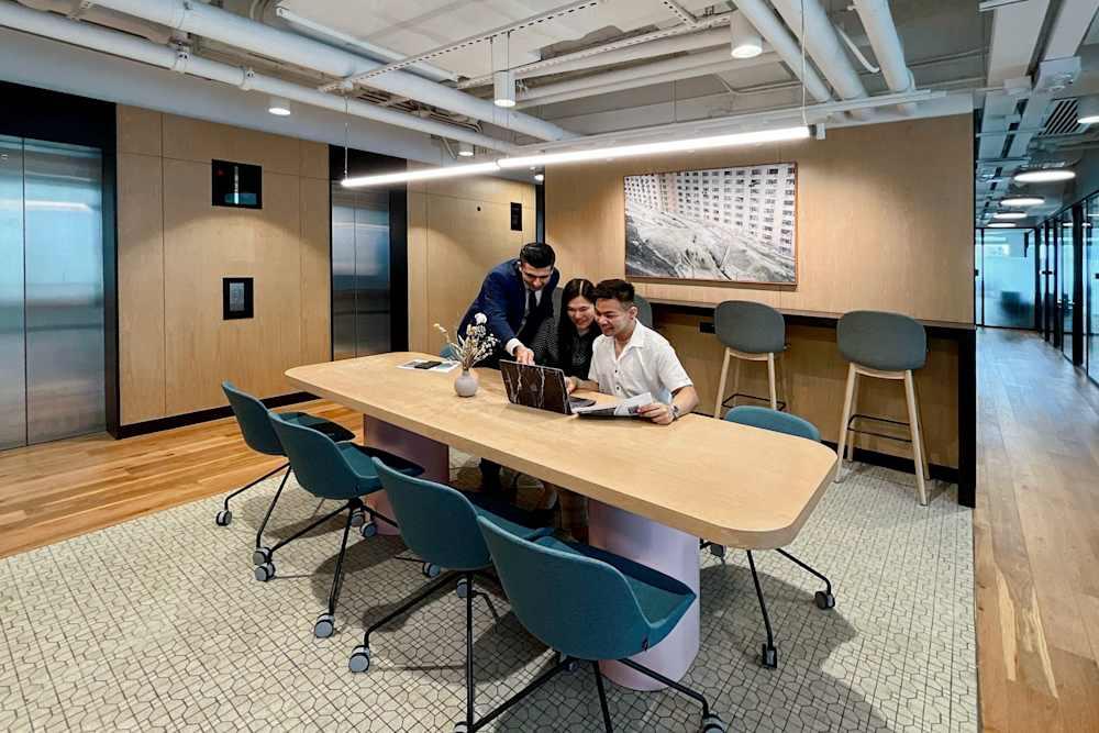 Hong Kong, LKF Tower office space - View 6 in Hong Kong Island - internet, office_cleaning, breakout_areas