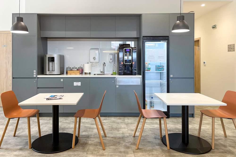 Plovdiv, Kamenitza Park office space - View 3 in Plovdiv - internet, office_cleaning, breakout_areas