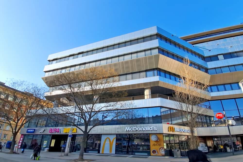 Vienna, Francis office space - View 2 in Wien - internet, office_cleaning, breakout_areas