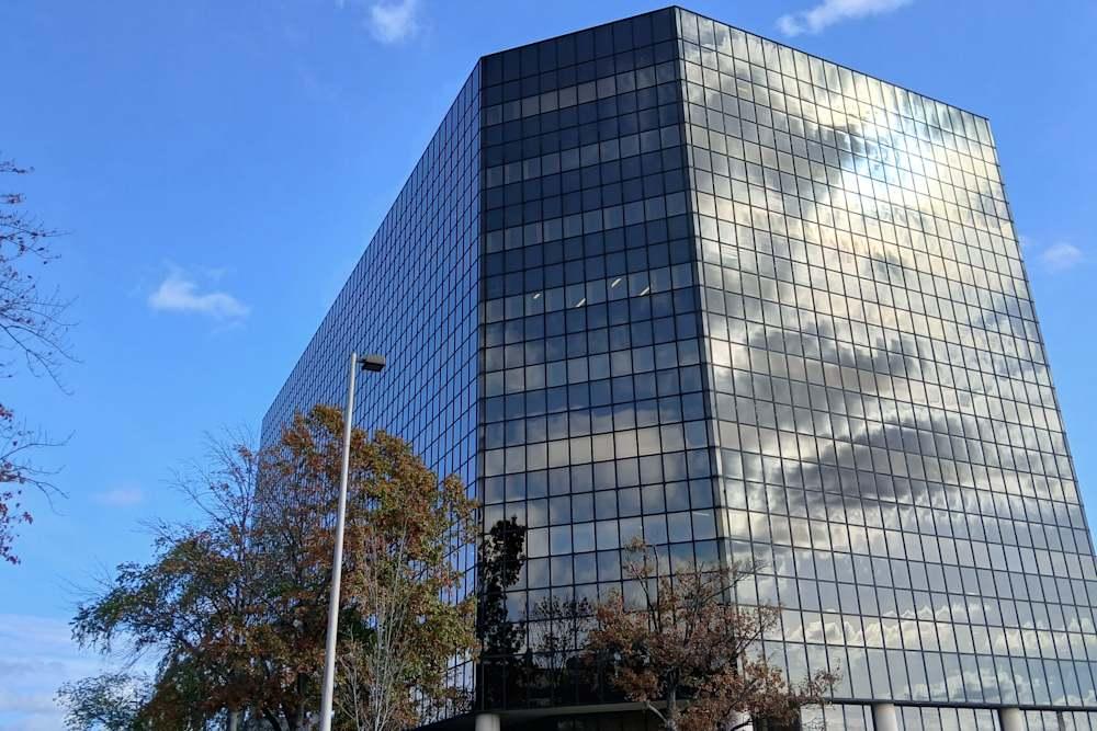 NJ, Edison - Fieldcrest Avenue office space - View 2 in Edison - internet, office_cleaning, breakout_areas